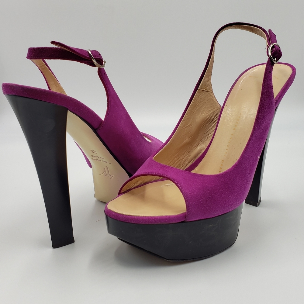 Giuseppe Zanotti Design Fuschia Suede Slingbacks
